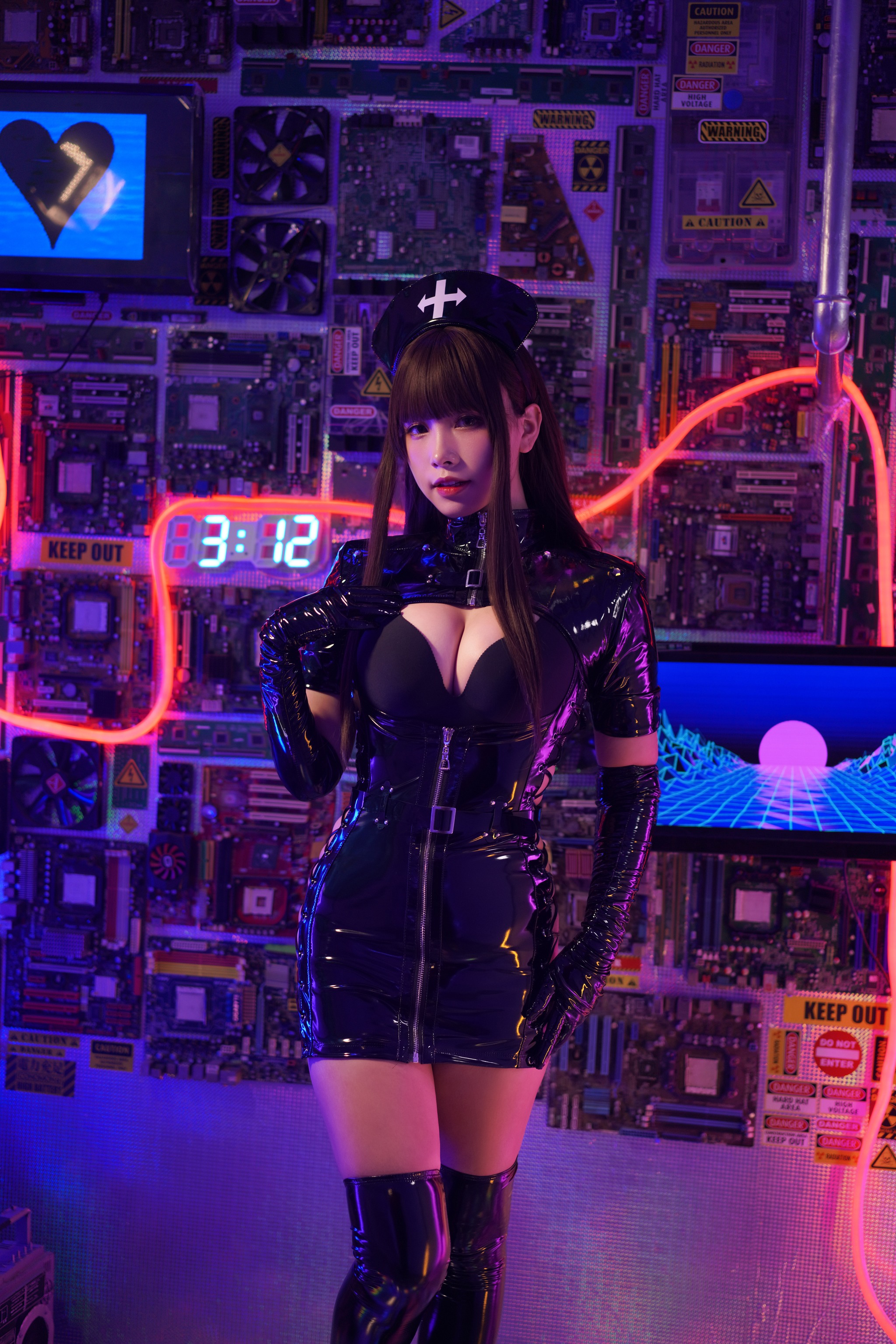 Neko-薇薇 - NO.012 暗黑护士[54P5V]-XikXak